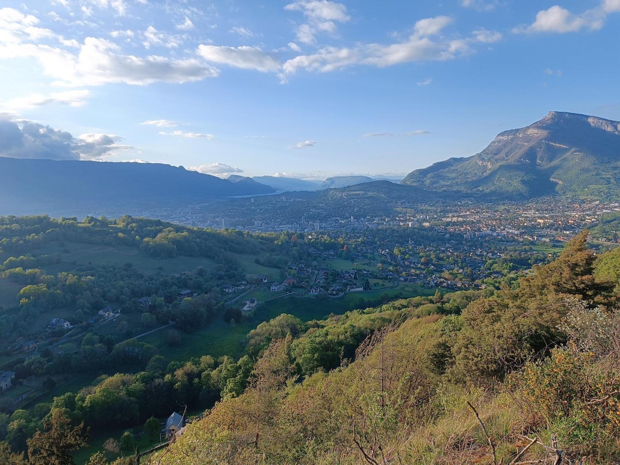 バルブラーズRefuge Des Myosotis - Proche Chambery - Jardin - Calme - Cosyアパートメント エクステリア 写真